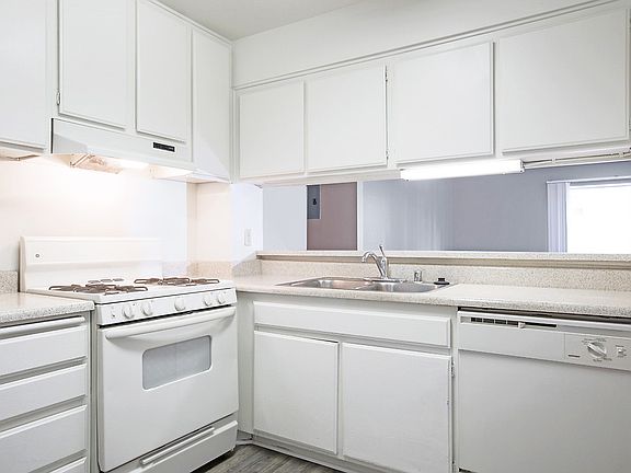 5th image of 2400 E Lincoln Ave #2217