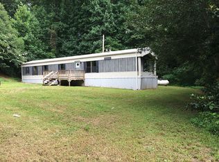 140 Hinton Center Rd, Hayesville, NC 28904