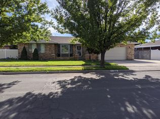 5518 S White Springs Dr, Salt Lake City, UT 84123