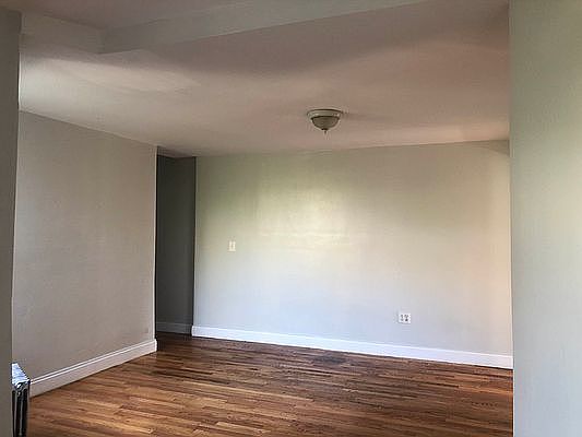 5th image of 541 W 156th St APT 15