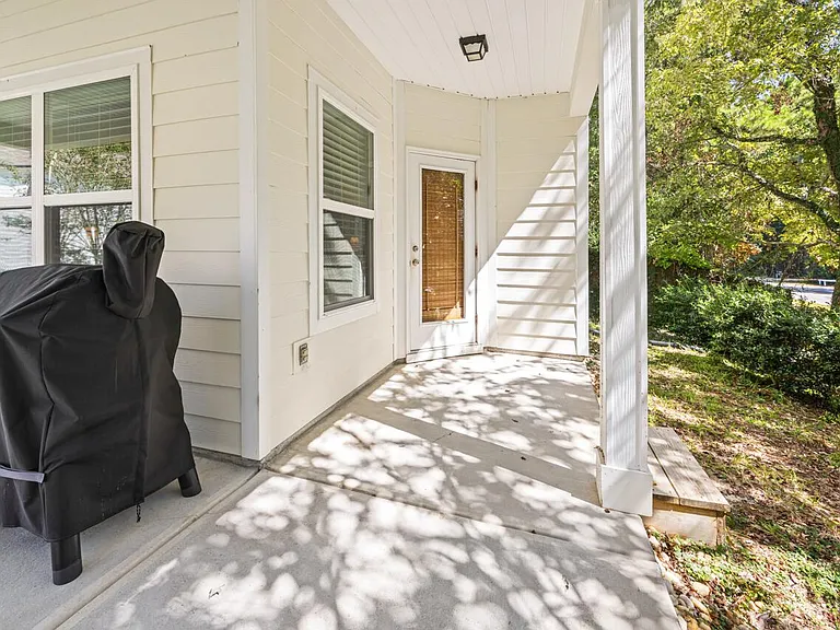 120 Mosaic Oaks Cir — Photo 7