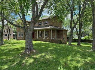 2229 Roanoke Rd, Clarksville, TN 37043