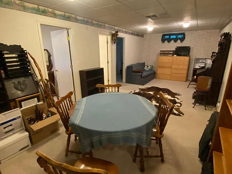 8610 Kevin Ln — Photo 6