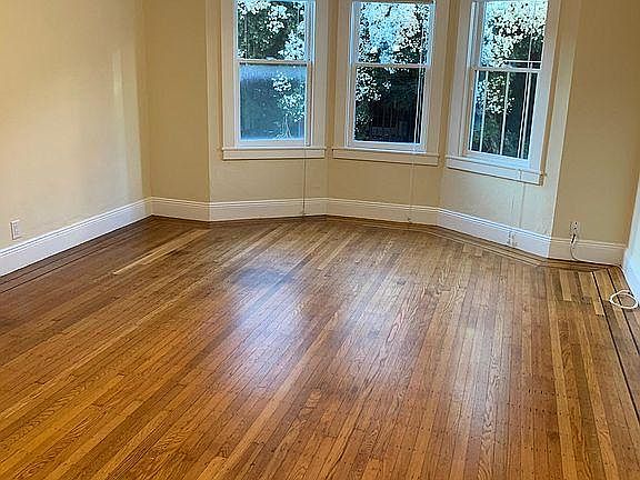 3rd image of 230 Oak St #42