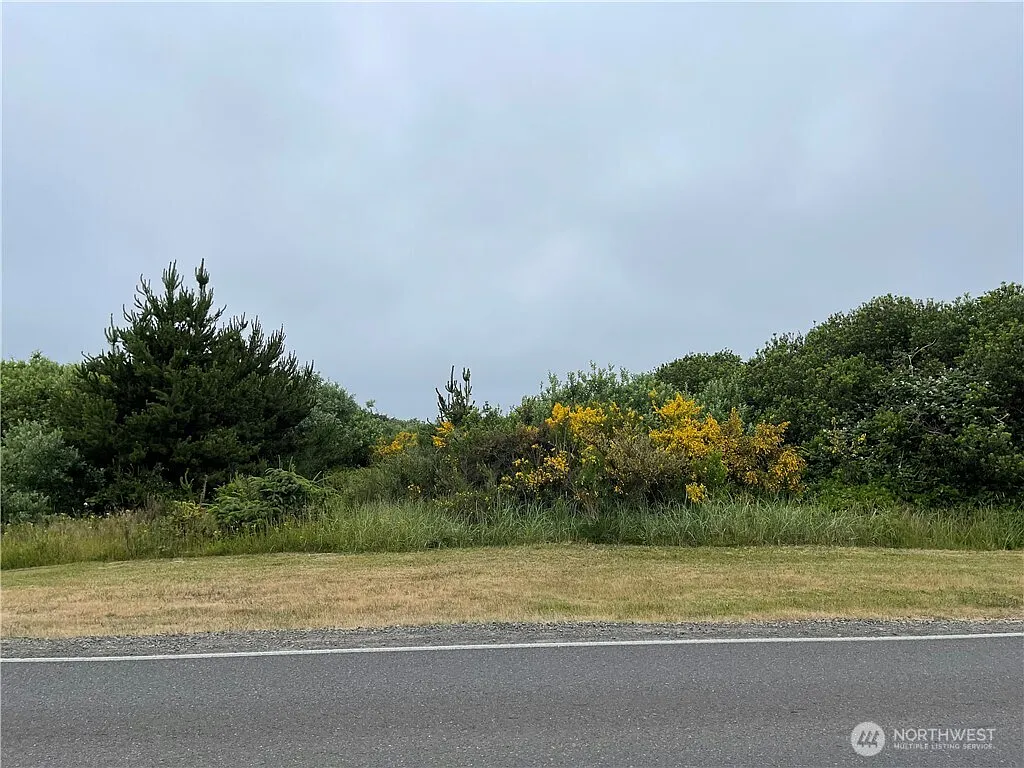 409 Ocean Shores Boulevard NW photo 1