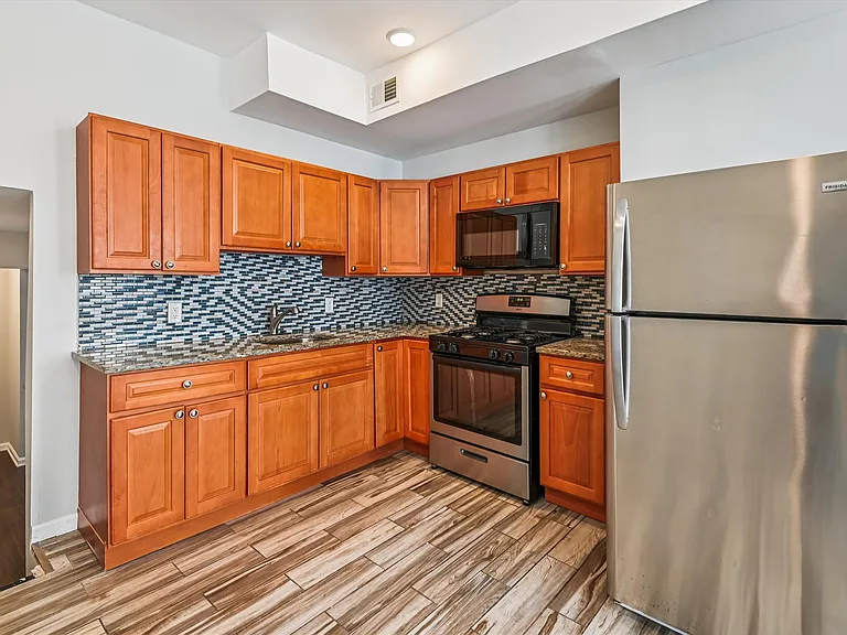 1324 W Lombard St #2 — Photo 10