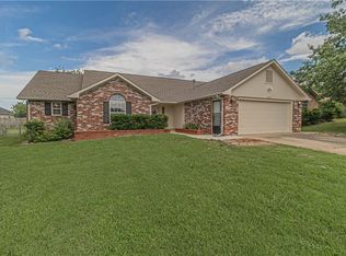 1803 S 21st St, Rogers, AR 72758