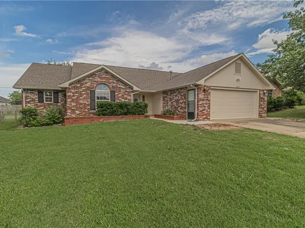 1803 S 21st St, Rogers, AR 72758