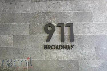 Rented by Rennit Inc.