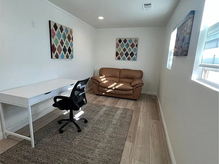 16768 Olive Tree Ln — Photo 25