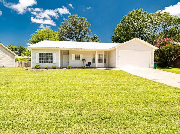 2624 Bambi Ln, El Dorado, AR 71730