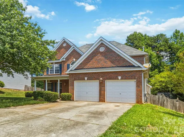 8522 Delamere Ln, Charlotte, NC 28269