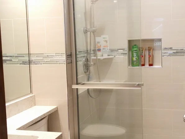 122 Elizabeth Street image 4 of 12