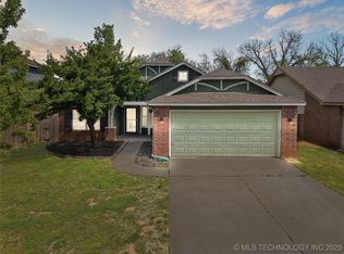 8365 E 160th St S, Bixby, OK 74008