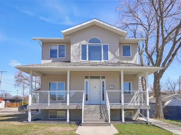 1095 6th AVENUE NW, Moose Jaw, SK S6H 4A5