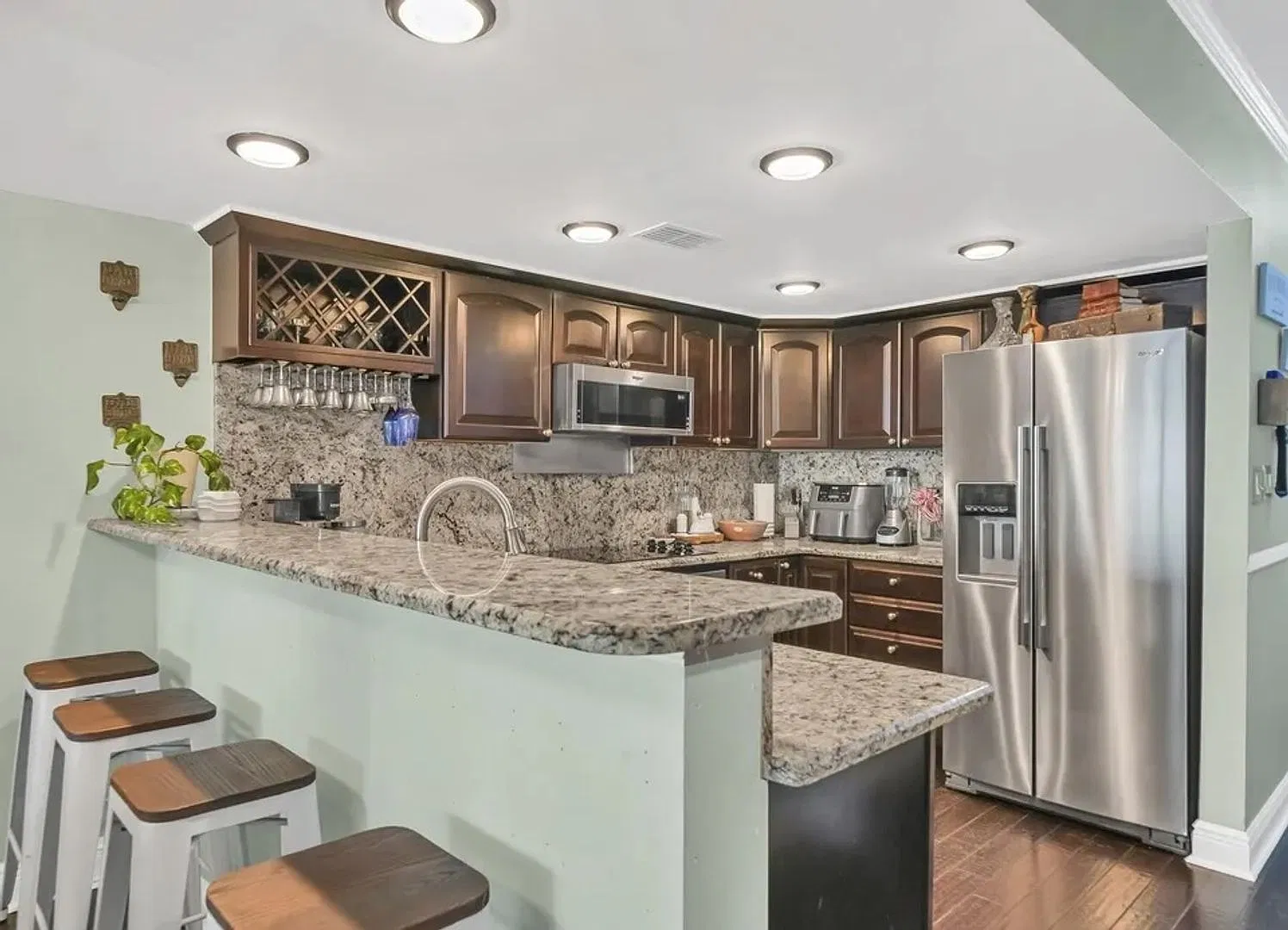 151 Calhoun Ave — Photo 1