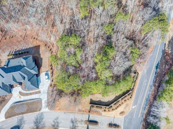 8000 Cascading Shls, Winston, GA 30187