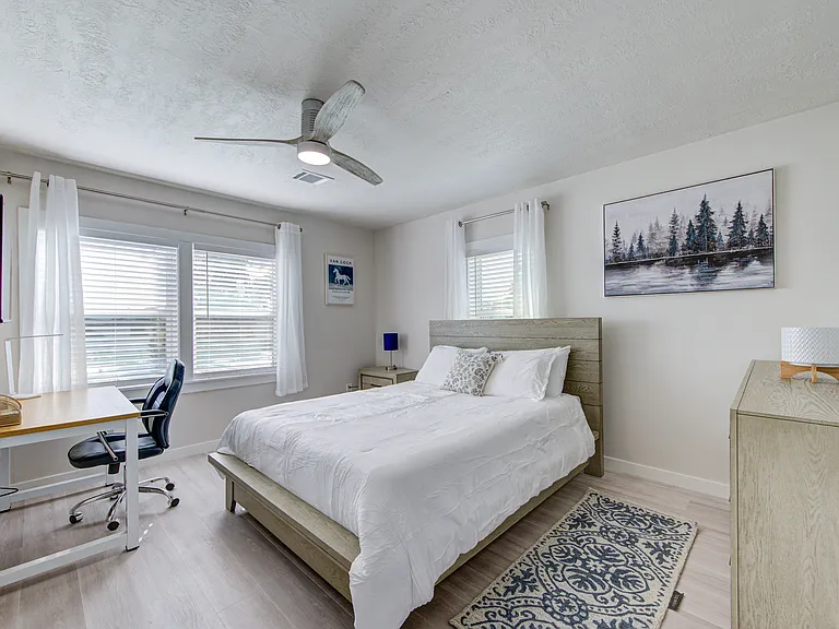 3317 Arbor St — Photo 32