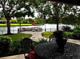 127 Saint Marks St, Sugar Land, TX 77478