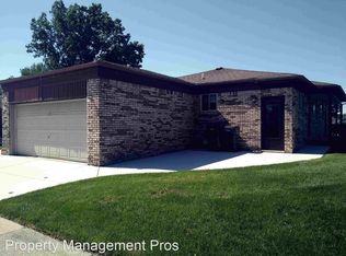 28201 Little Mack Ave, Saint Clair Shores, MI 48081
