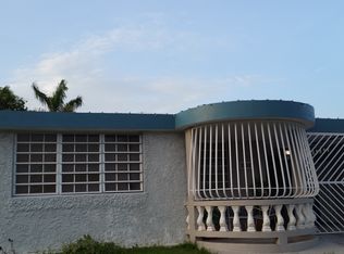 ES12 Calle Salvador Brau, Toa Baja, PR 00949