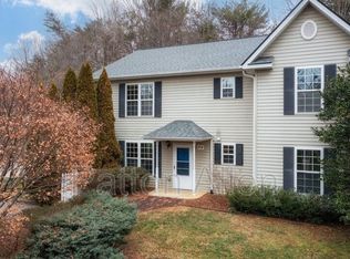 17 Campground Rd #A, Asheville, NC 28805