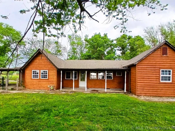 642 S Mississippi St, Nowata, OK 74048