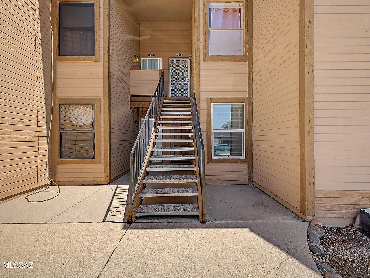 2 bed, 1.0 bath, 1015 sqft, $1,200 — Photo 4