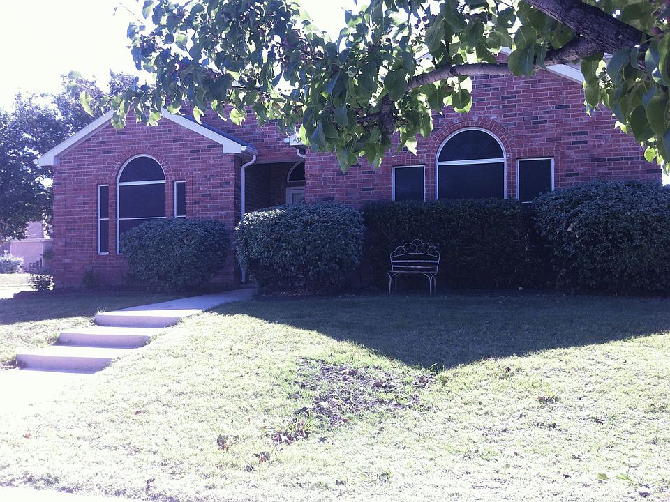 Large corner lot
