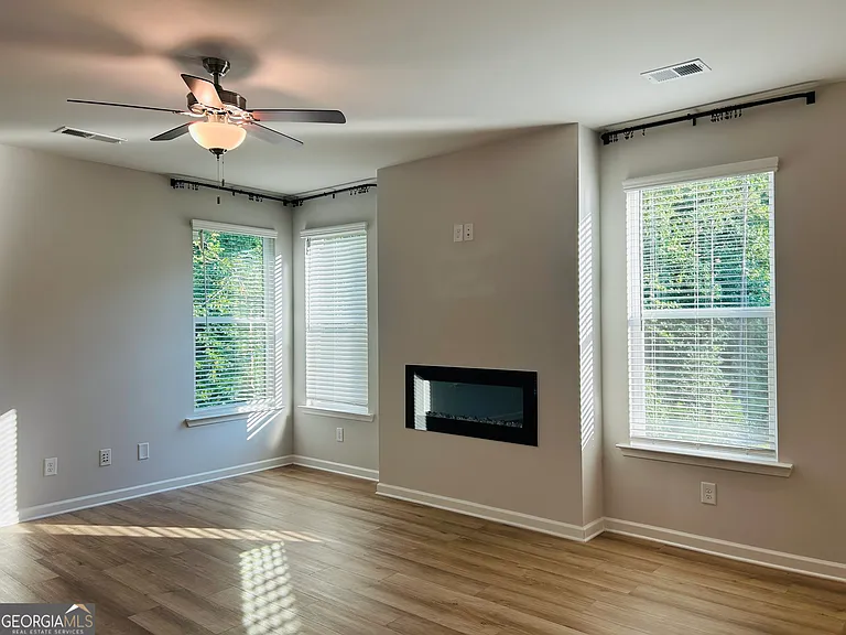 143 Chapel Hill Pkwy — Photo 6