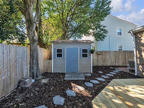 4th image of 4491 Lauderdale Ave