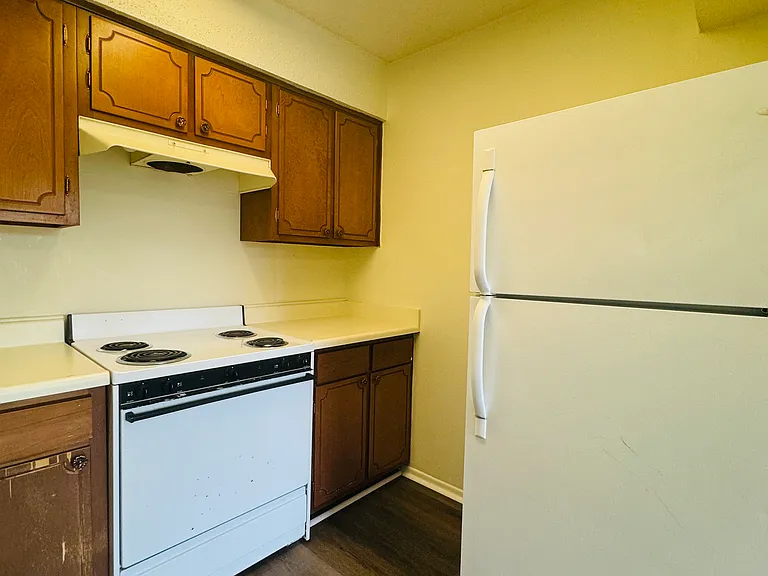 2901 Helena Ave — Photo 9