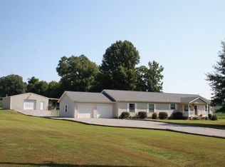 350 Maple Hill Rd, Newbern, TN 38059