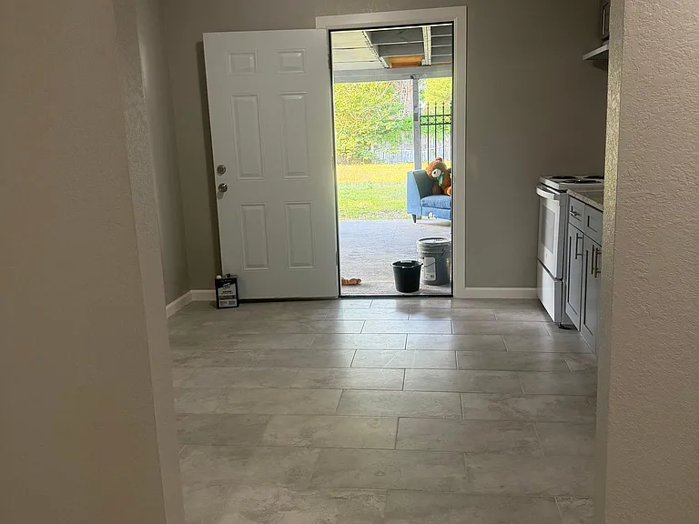 3040 Fletcher Ave — Photo 8