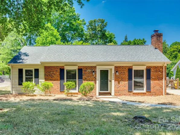 9230 Landsburg Ln, Charlotte, NC 28210