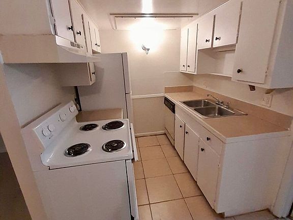 5th image of 619 Brookside Dr #17