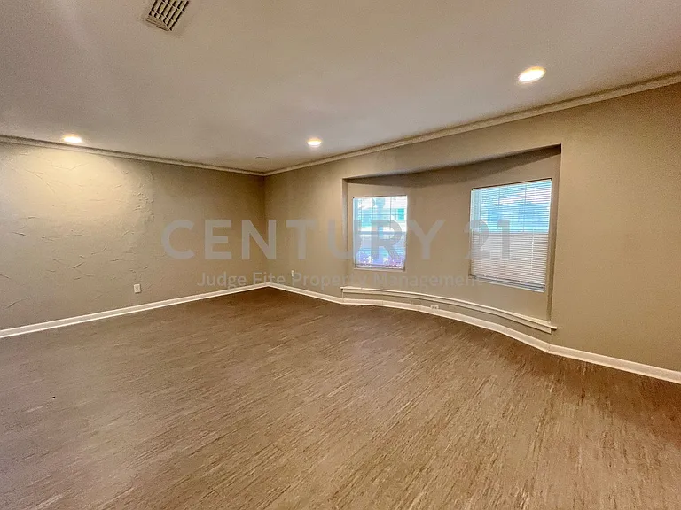 3709 Ashford Ave — Photo 11