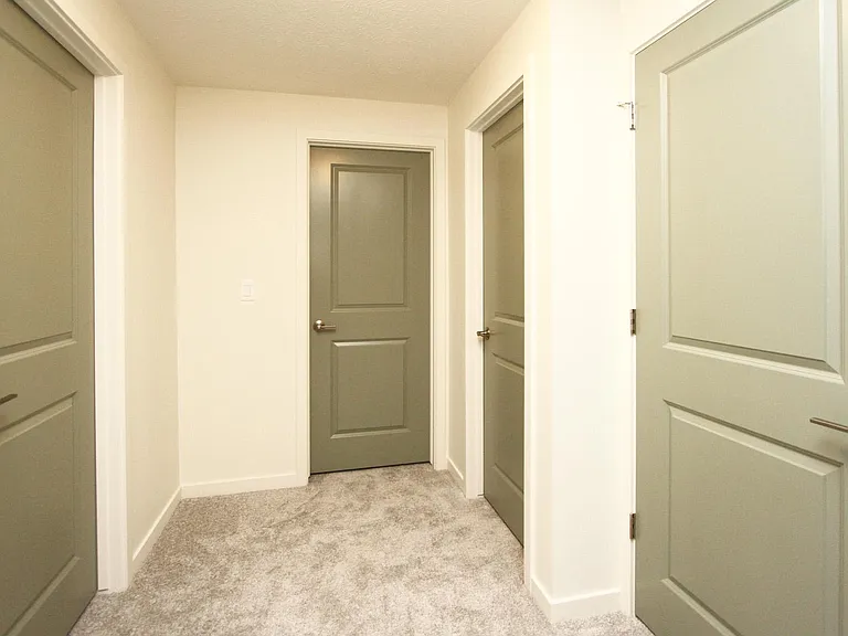 619 S 88th St — Photo 21