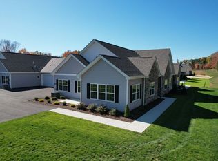 2303 Cherrytree Dr #2303, Butler, PA 16001