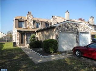10182 Dedaker Dr, Philadelphia, PA 19116