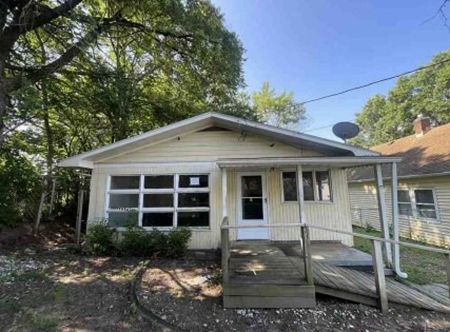 1050 Harrison Ave, Akron, OH 44314 MLS 0 Zillow