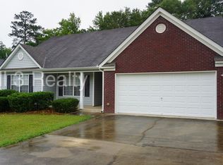 268 Galway Ln, Hampton, GA 30228