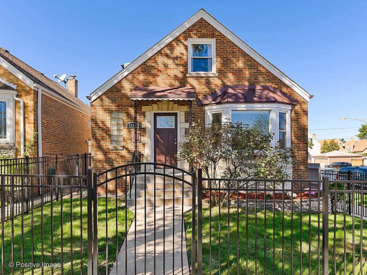 6300 W Barry Ave photo 1