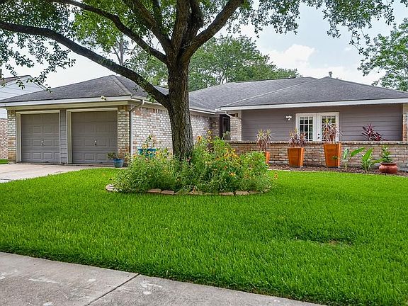 3rd image of 1918 Quail Grove Ln