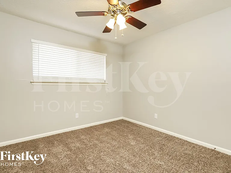 10715 Kirkvale Dr — Photo 8