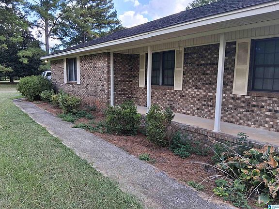 3rd image of 985 Forest Glen Rd