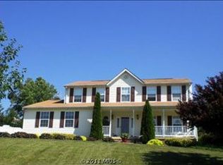 2985 Summer Dr, Westminster, MD 21157