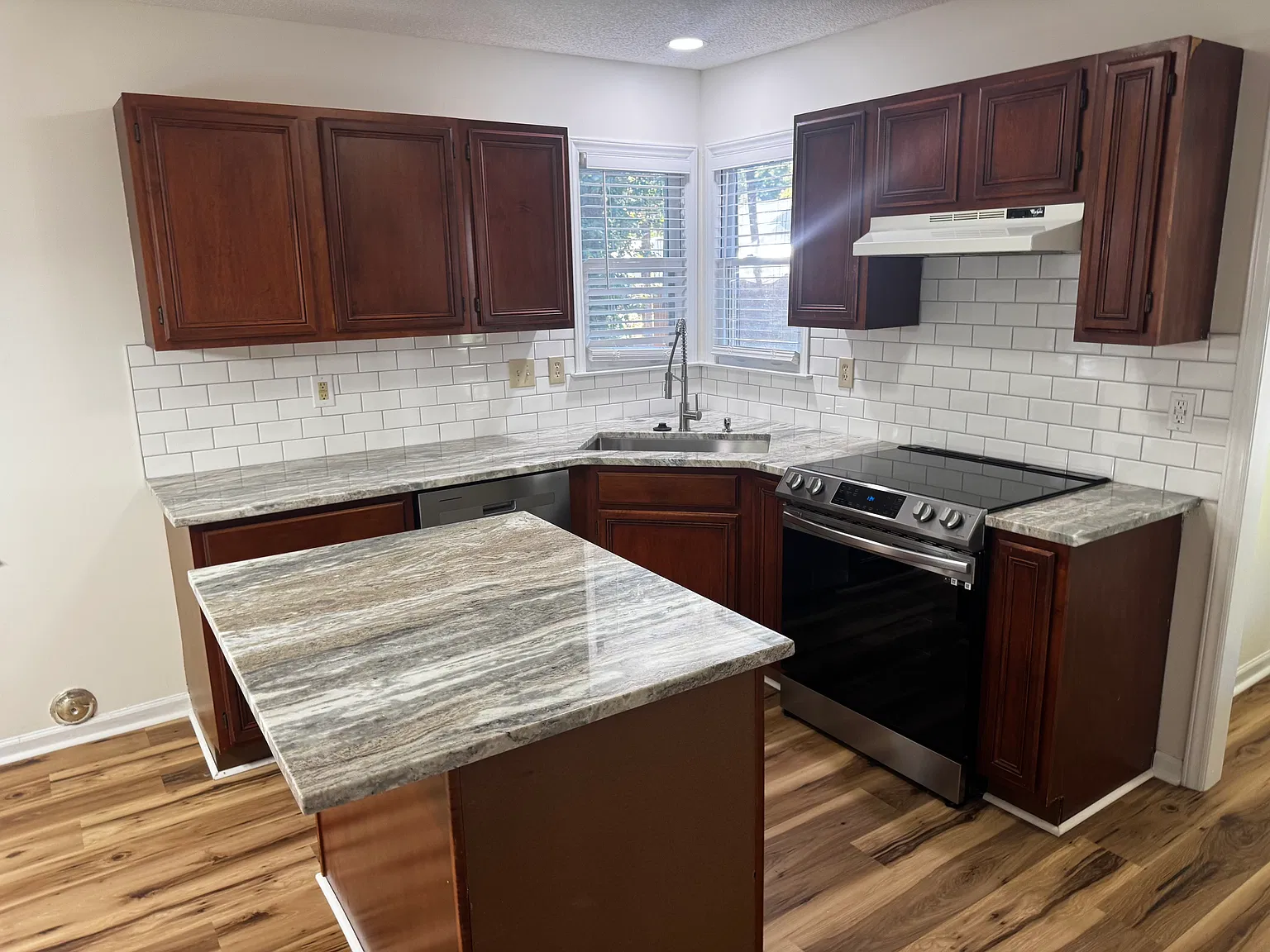 3 bed, 1535 sqft, $1,800 — Photo 2