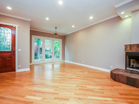 3rd image of 2037 W Race Ave