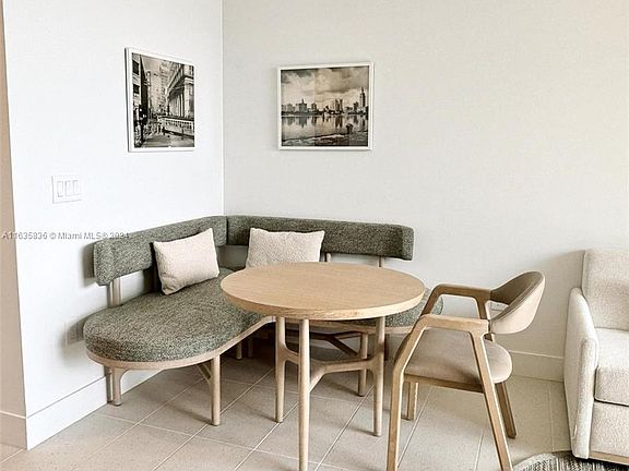 4th image of 601 NE 1st Ave #3503